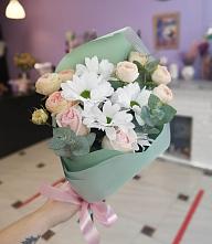 Букет милый в Куминский Букет цветов из: Хризантемы и Розы в Куминский