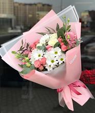 Букет цветов из:  Розы, Лизиантусы и Хризантемы в Куминский